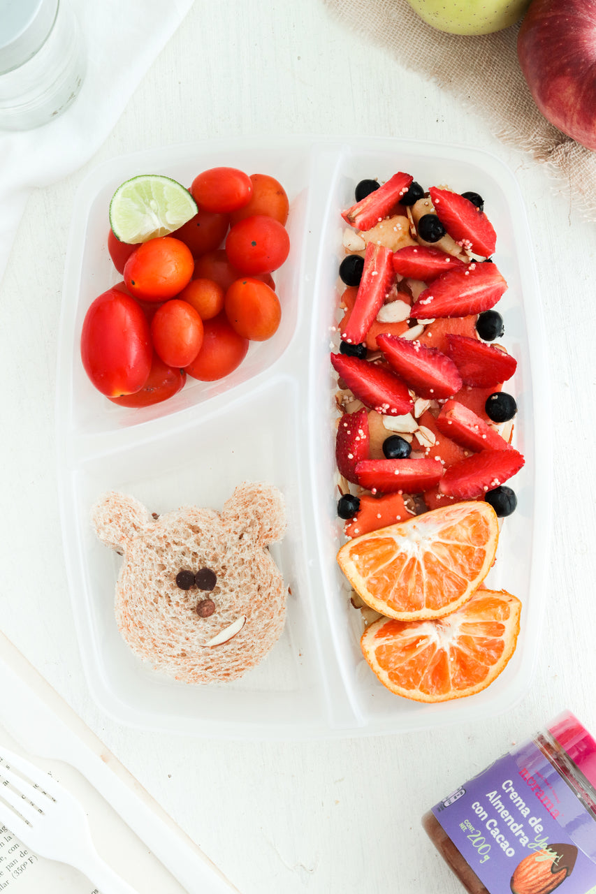 Lunch 3- Sandwich con fruta