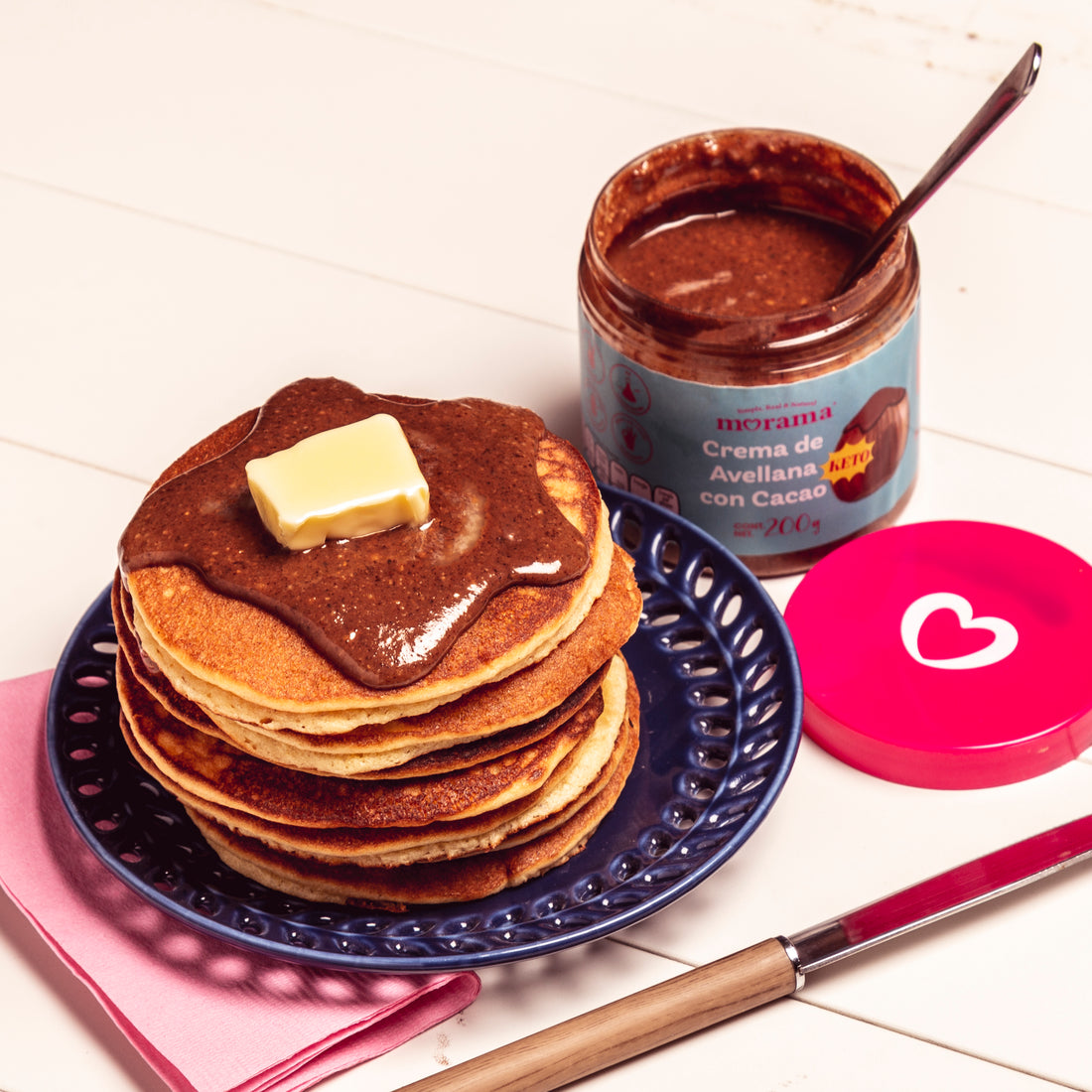 Hotcakes keto con crema de avellana